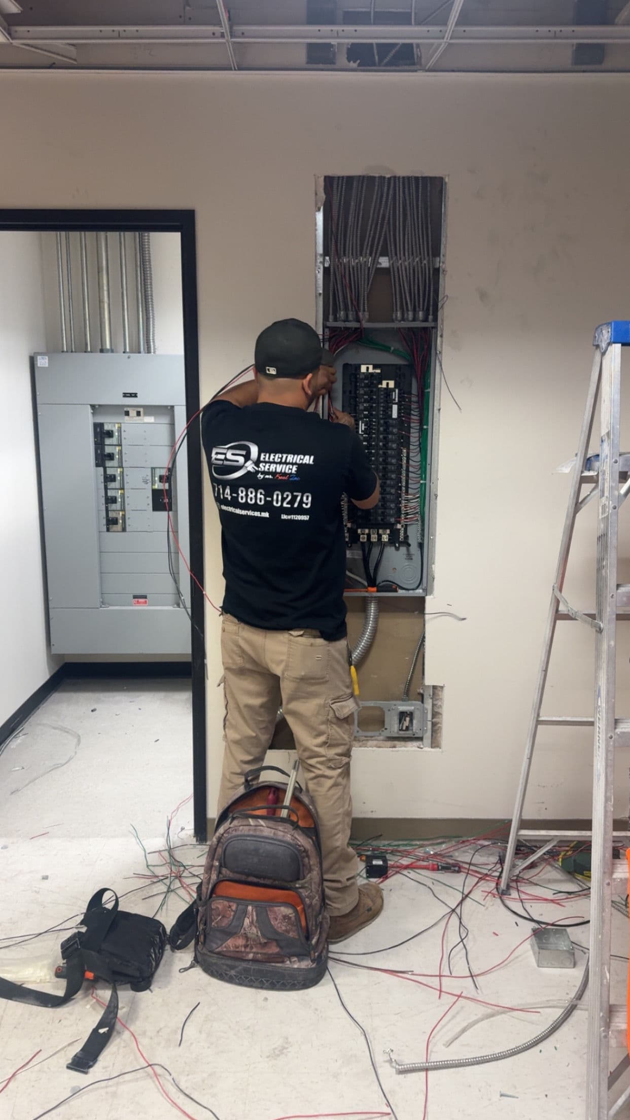 Project 200 Amp Sub Panel Installation for Salon Transformation image