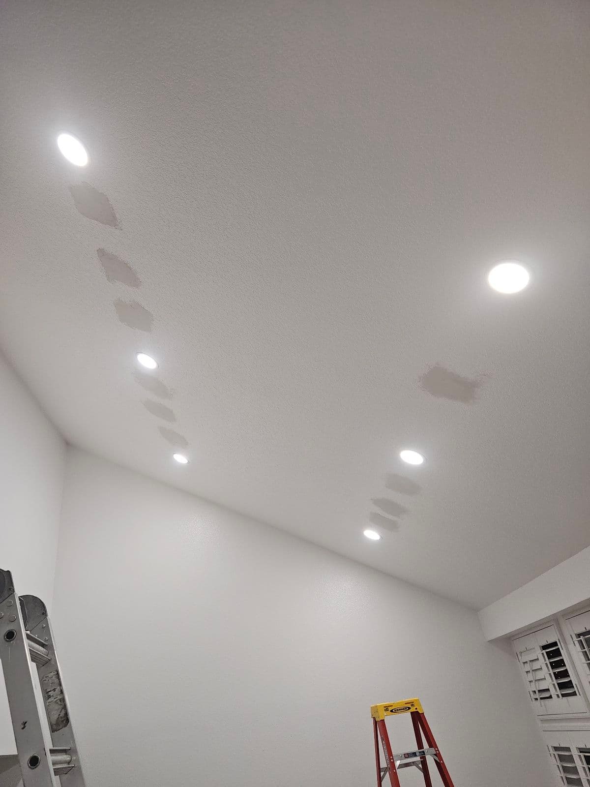 Seamless Recessed Lighting Installation on Vaulted Ceiling