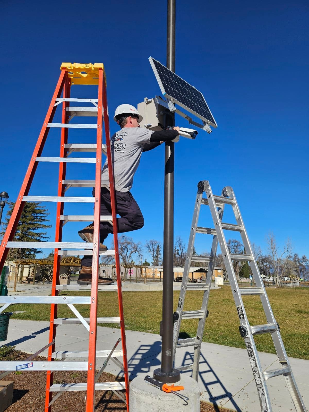 Harnessing Solar Power with Expert Pole Lighting Installation image