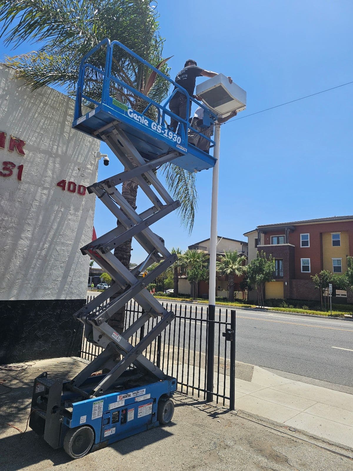 Innovative Solar Lighting Installation Boosts Efficiency